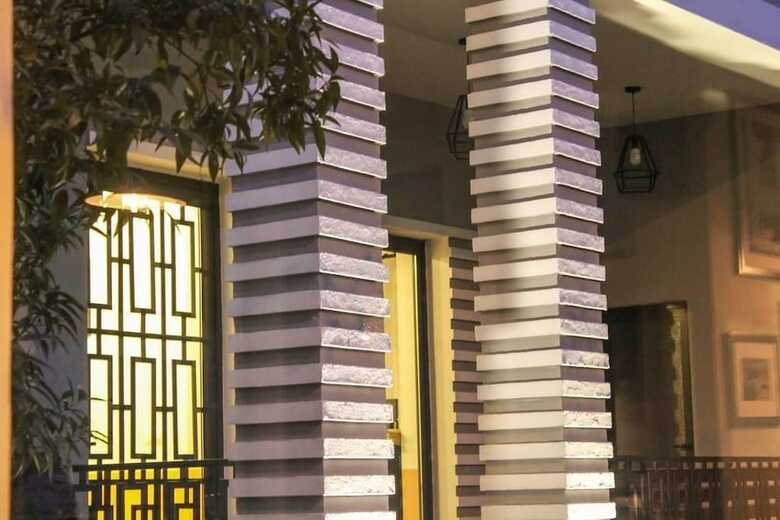 Hotel Antigone