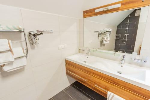 Ferienhaus G�stling