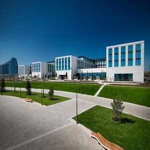Boulevard Hotel Baku Autograph Collection