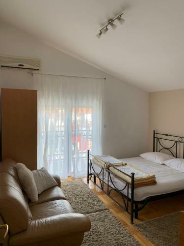 Hostal Pansion Bubalo