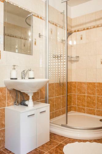Hotel Konopi?t? Nov� Myslivna