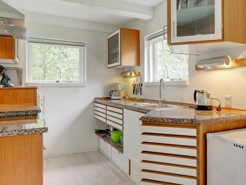 Three-bedroom Holiday Home In Nex� 35