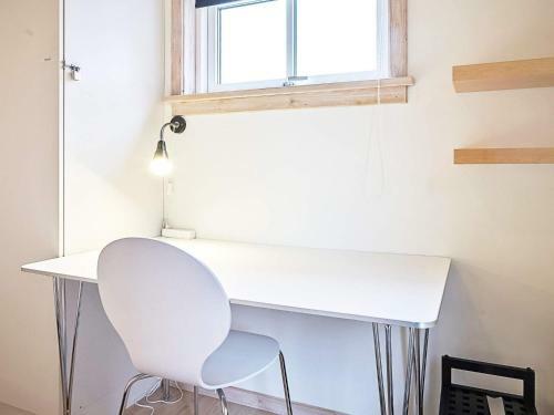Two-bedroom Holiday Home In Gudhjem 1