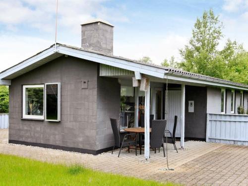 Two-bedroom Holiday Home In Hals 14