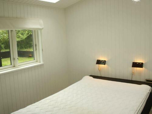One-bedroom Holiday Home In J�gerspris 2
