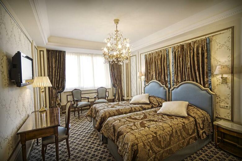 Hotel Metropole