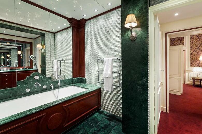 Hotel Metropole