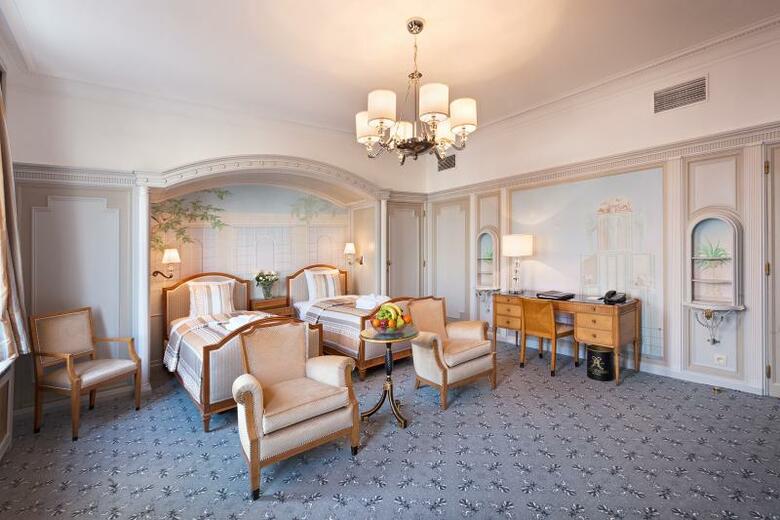 Hotel Metropole