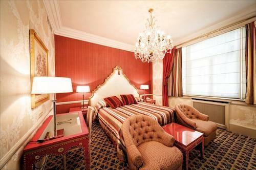 Hotel Metropole