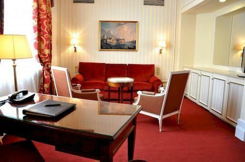 Hotel Metropole