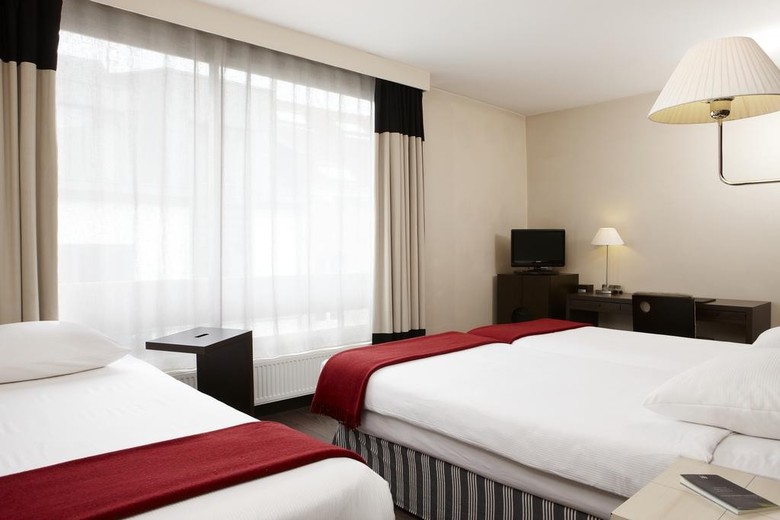 Hotel NH Brussels St�phanie