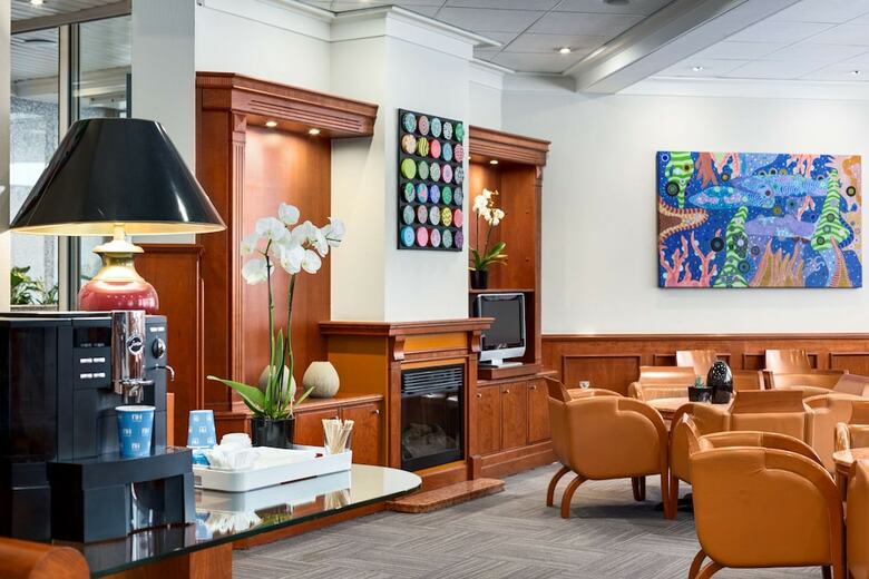 Hotel NH Brussels St�phanie