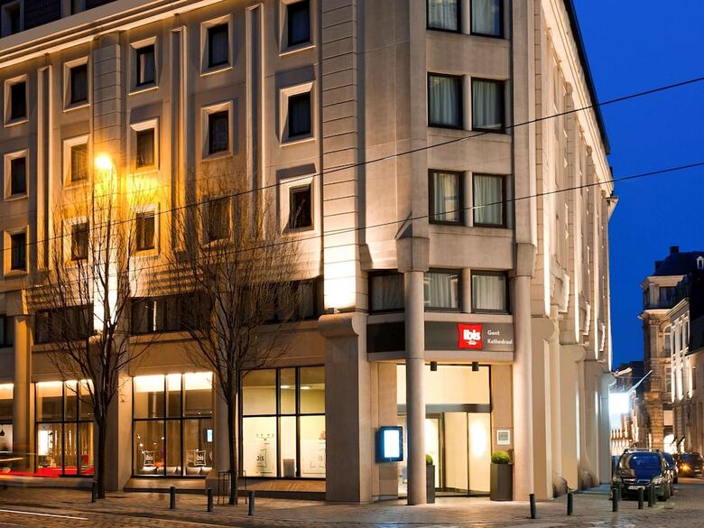 Hotel Ibis Centrum Sant Baafs Kathedraal