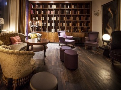 Hotel First Grand