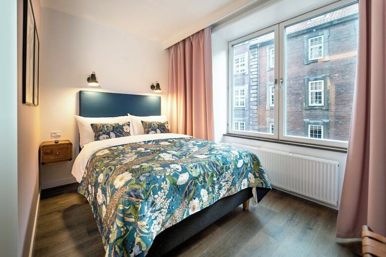 First Hotel Twentyseven