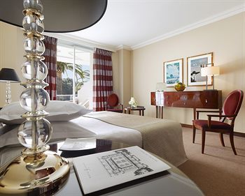 Hotel Juana