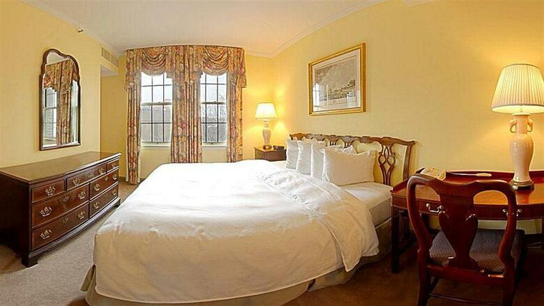 Hotel Henley Park