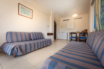 Hotel Crown Resorts Elamaris