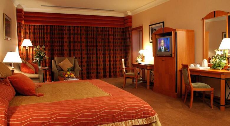 Hotel Al Raha Beach