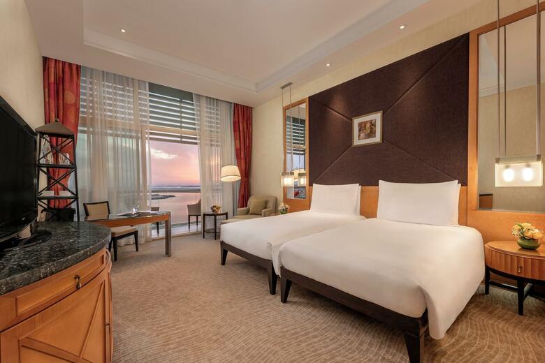 Hotel Al Raha Beach