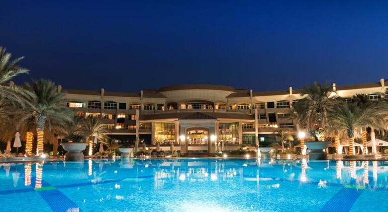 Hotel Al Raha Beach