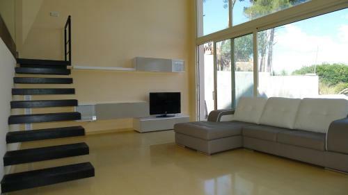 Gran Casa Con Piscina En Abrera