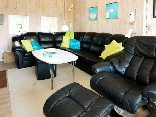 Two-bedroom Holiday Home In Hadsund 9