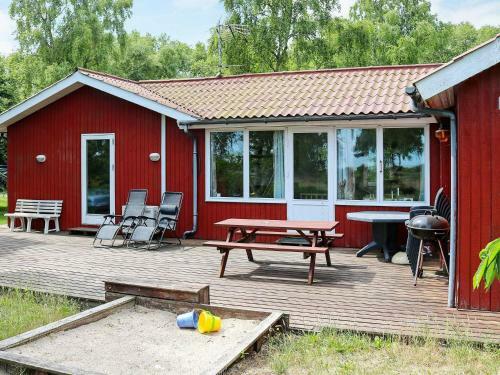 Three-bedroom Holiday Home In Hadsund 43