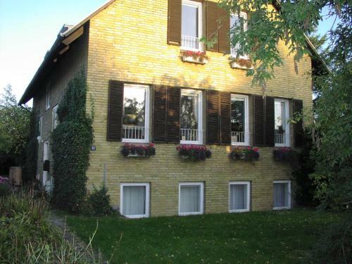 Acacia House B&B