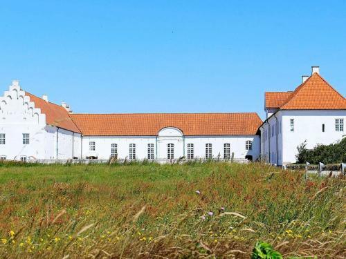 Four-bedroom Holiday Home In L�gst�r 3