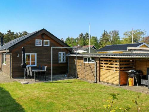 Two-bedroom Holiday Home In Frederikshavn 4