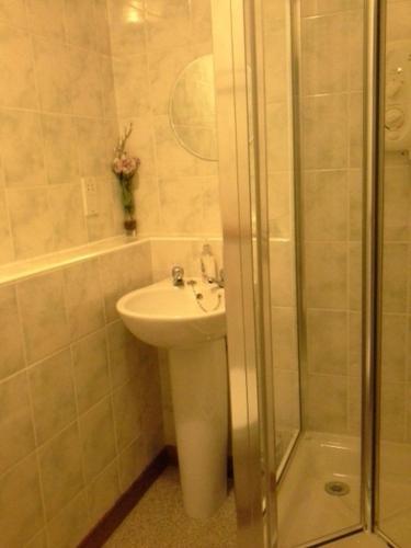 Hostal Butlers Guest House