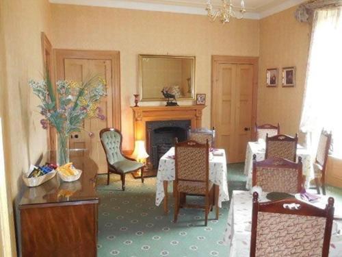 Hostal Butlers Guest House