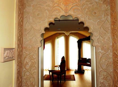 Hotel Raj Mahal