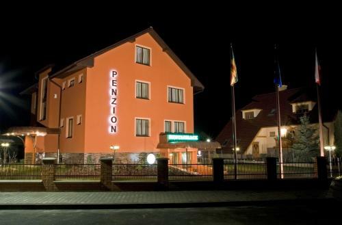 Hostal Penzion Aurooms