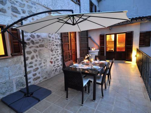 Spacious Holiday Home In Buger Sapin With Private Pool