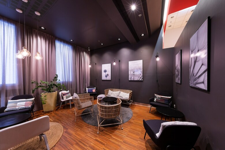 Hotel Ibis Old Town