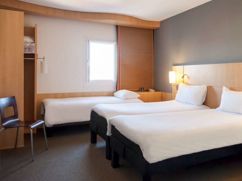 Hotel Ibis Old Town