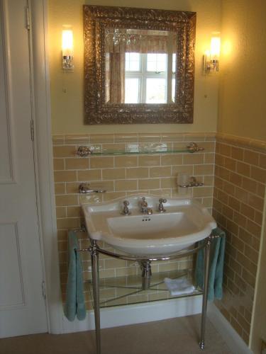 Stoneborough House B&B