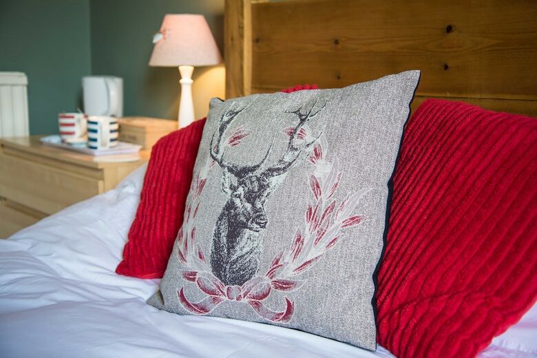 Bed & Breakfast Compton Guest House