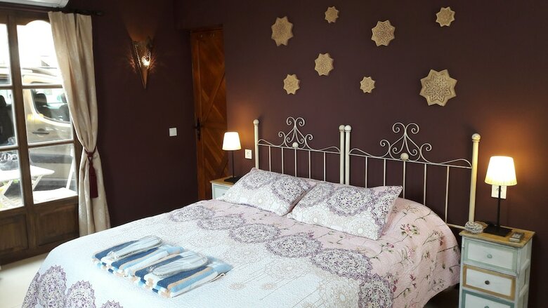 Casa Roble B&B