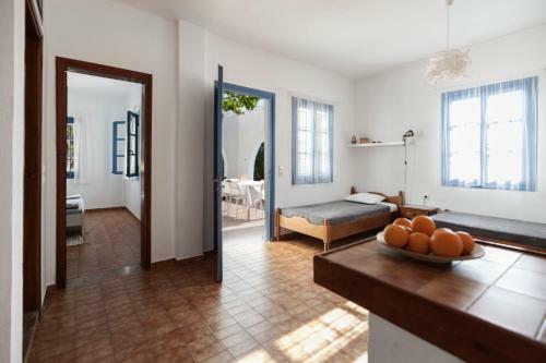 7 Olives Apartments