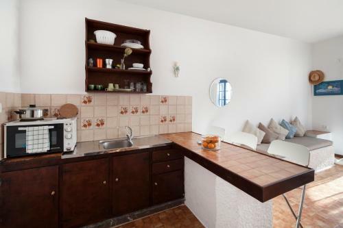 7 Olives Apartments