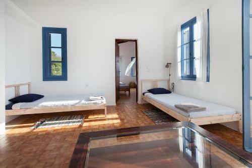 7 Olives Apartments
