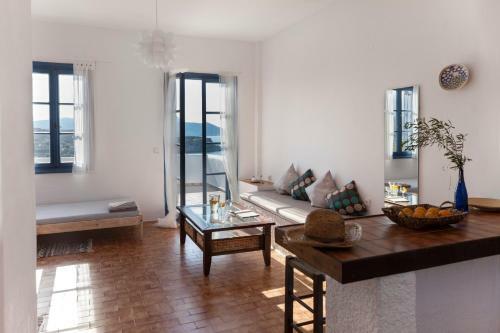 7 Olives Apartments