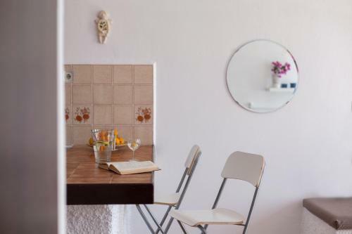 7 Olives Apartments
