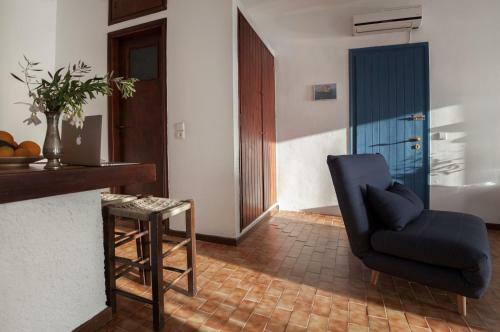 7 Olives Apartments