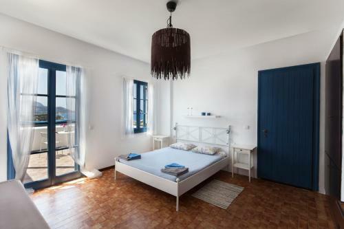 7 Olives Apartments