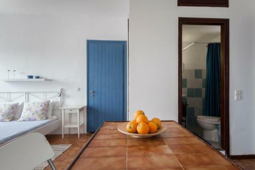 7 Olives Apartments