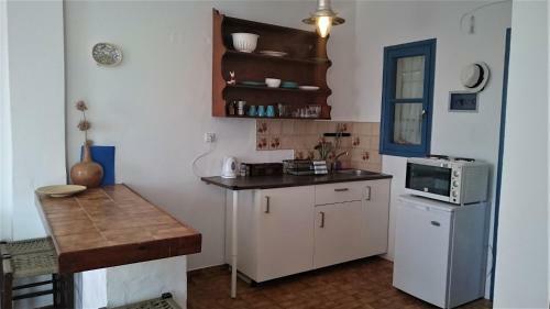 7 Olives Apartments